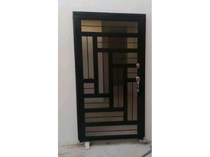 Puerta de Cocina de Aliso Ecuador