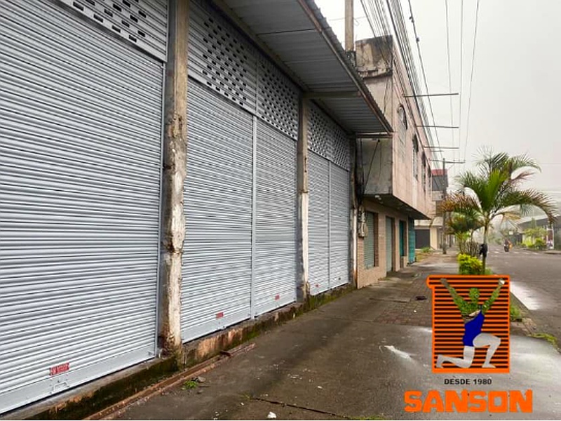 Puerta enrollable acero térmico Ecuador