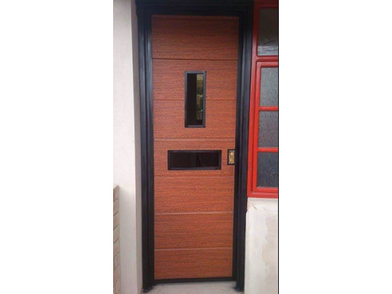 Puerta Moderna de Nogal Sala de Estar Ecuador