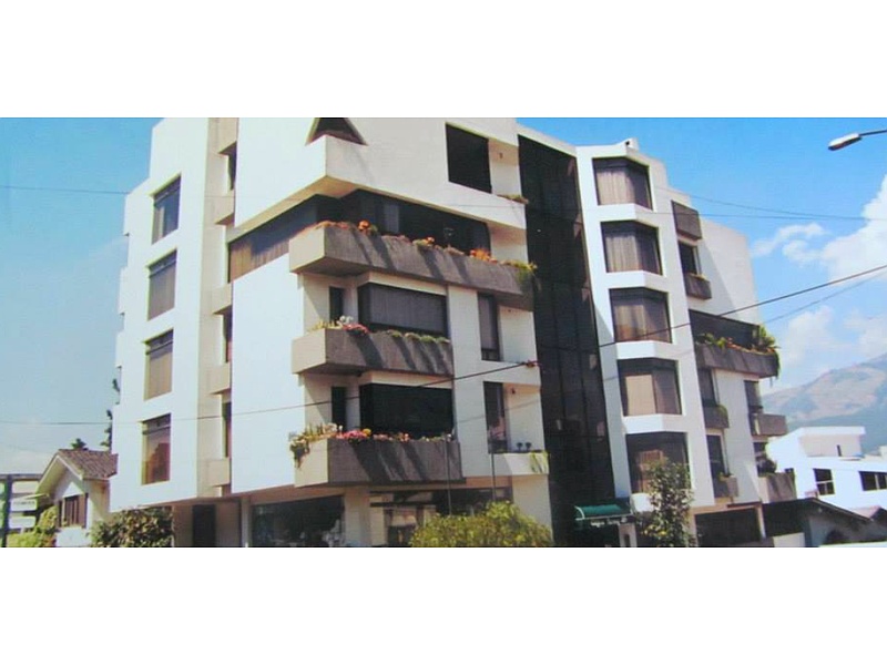 Construcción Edificio Residencial Quito