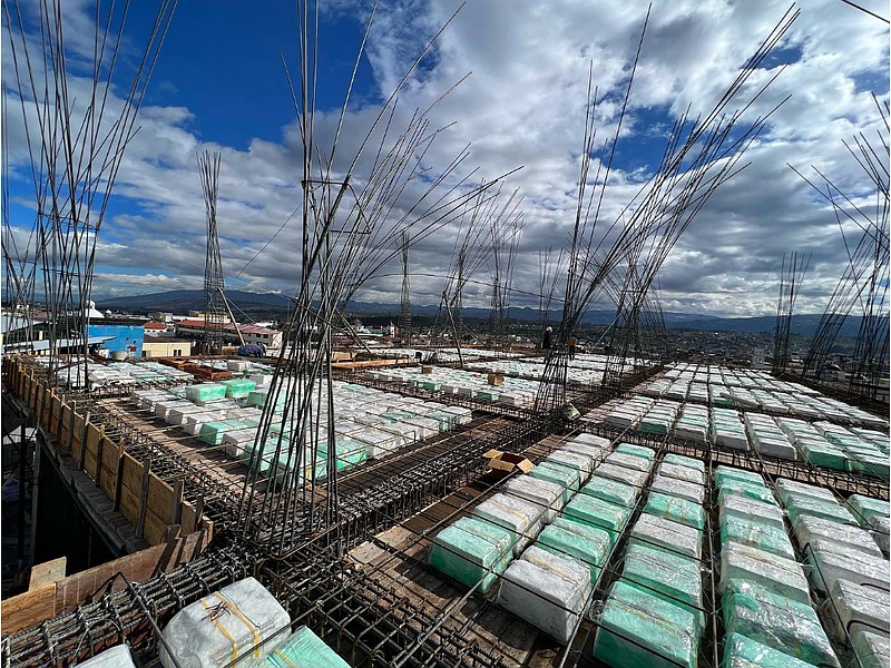 Construcción Vigas Colgantes Quito