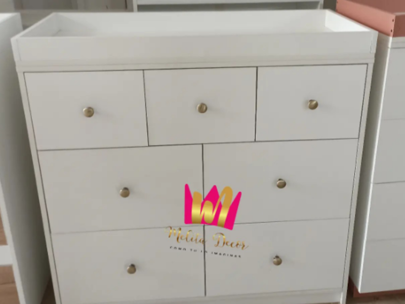 CÓMODA CARCHI