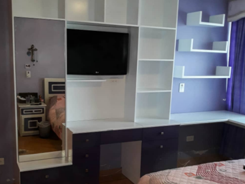 MUEBLE TELEVISIÓN QUITO