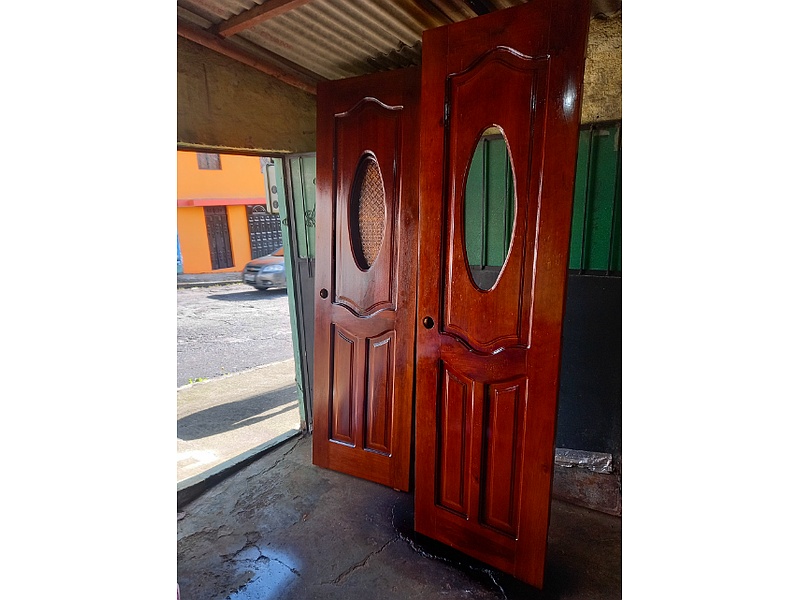 Puerta Madera Quito