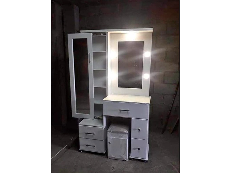 Mueble Peinadora Blanco Quito