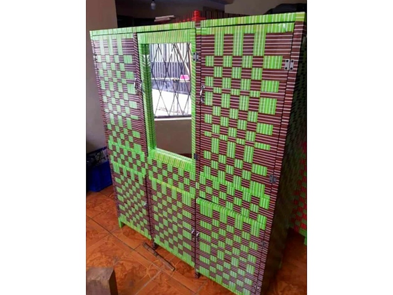 Armario morado y verde plastico Ecuador