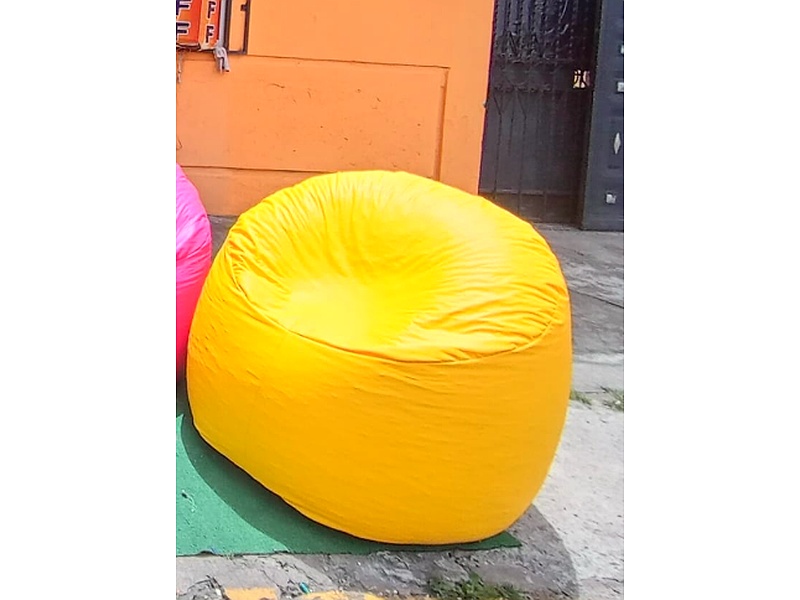 Puff amarillo Ecuador