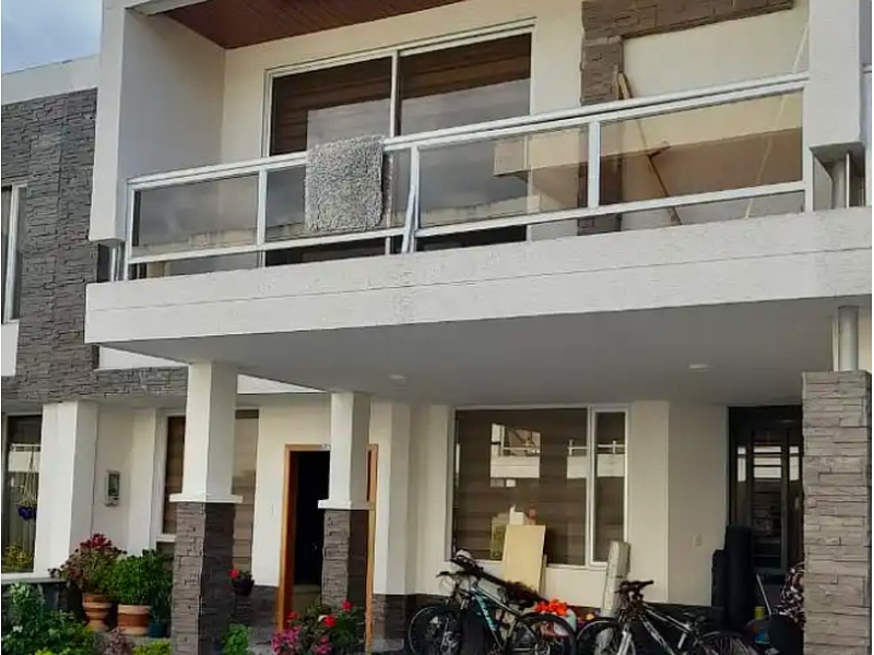 Casa en la Armenia Ecuador 