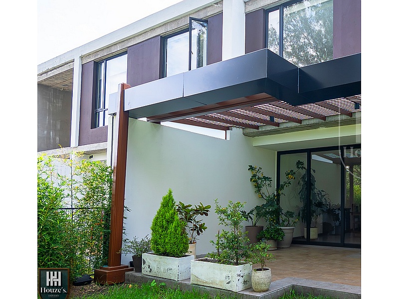 Diseño Fachadas Residenciales Quito