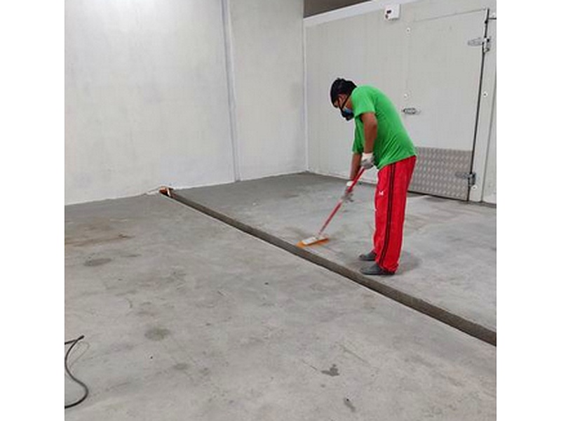 Instalación pisos epóxicos Quito