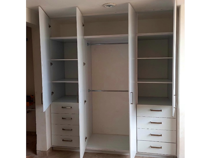 Closet Quito