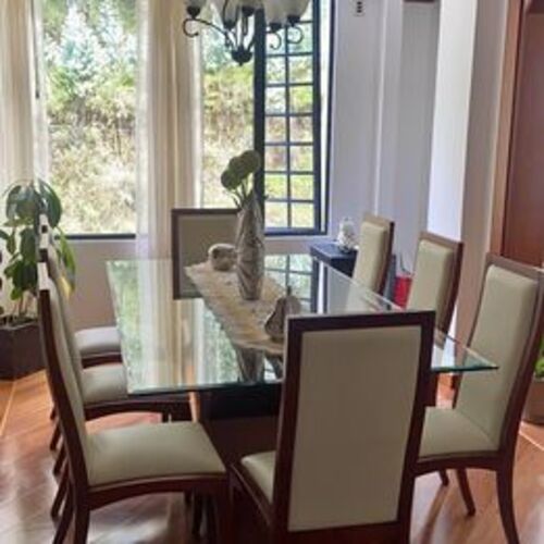 Mesa de comedor Ecuador