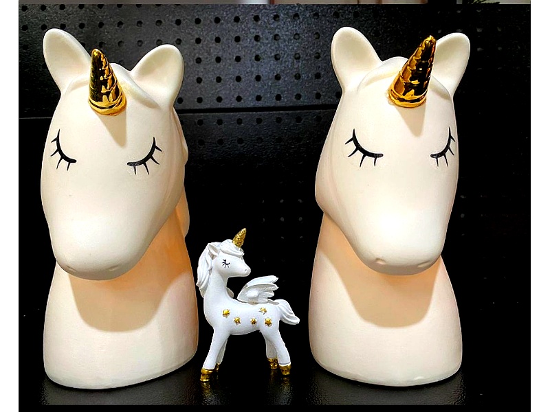 Adorno unicornio ceramica Ecuador