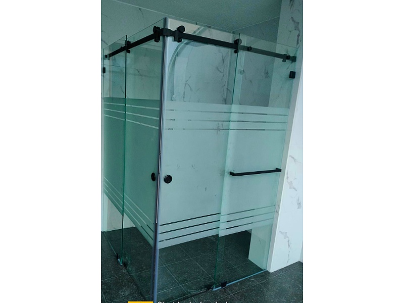 Mampara de Ducha en Vidrio Templado Ec