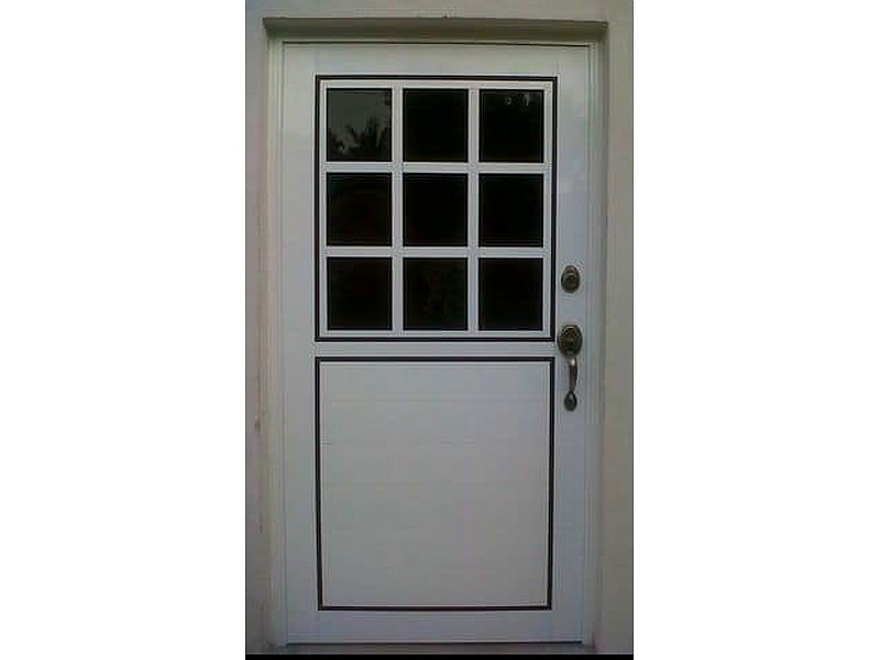  Puerta de Entrada en Aluminio Serie Colonial