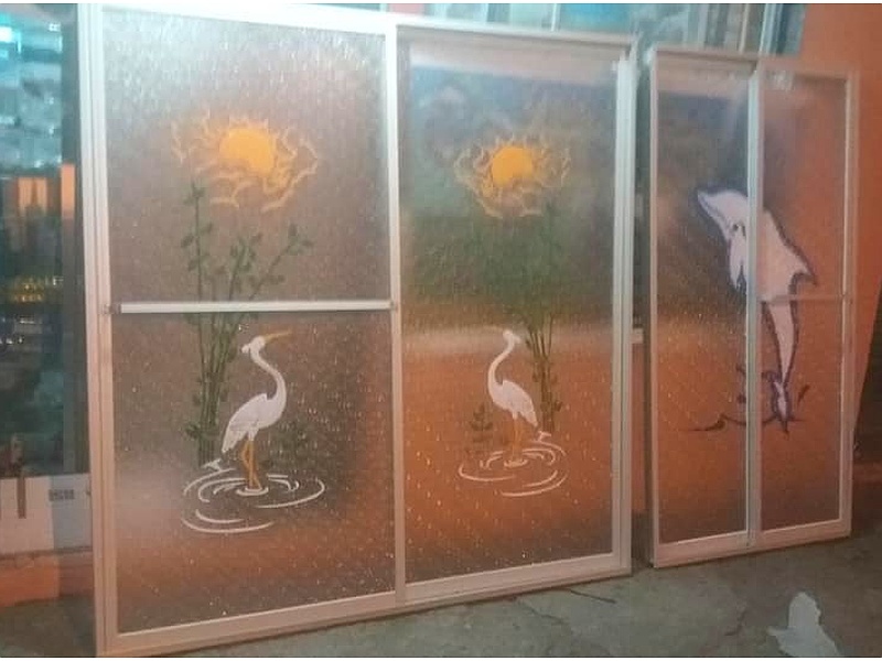 Puertas Corredizas de Vidrio Templado Ec