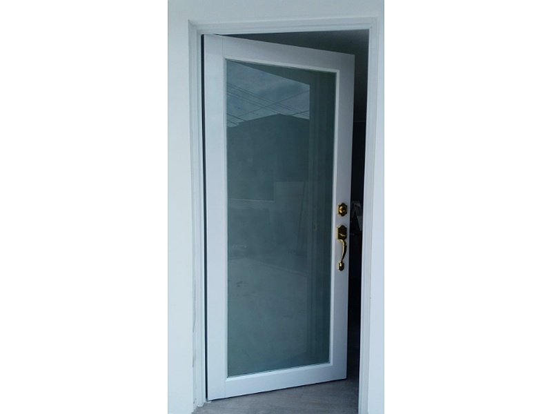 Puerta de Vidrio Templado - Marco de Aluminio