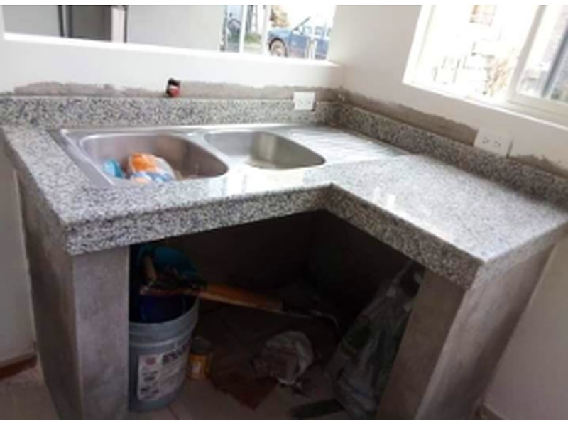 Meson de Marmol 8v Ecuador