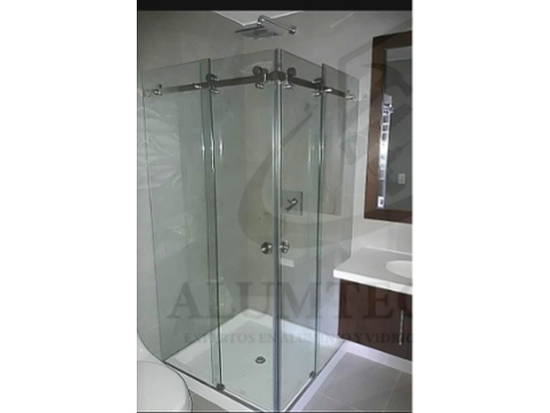 Cortinas de Baño Corredizas en Vidrio Ec