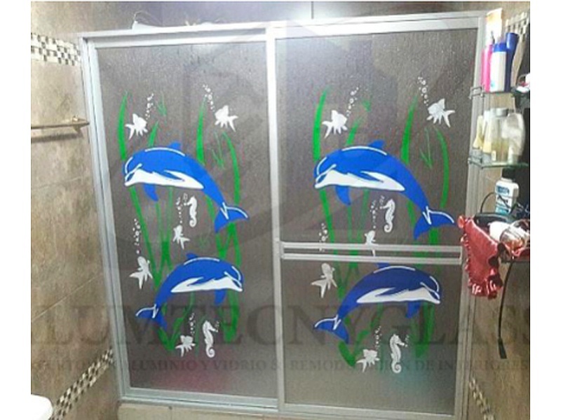 Cortinas de Baño en Acrílico Alumtecnyglass Ec