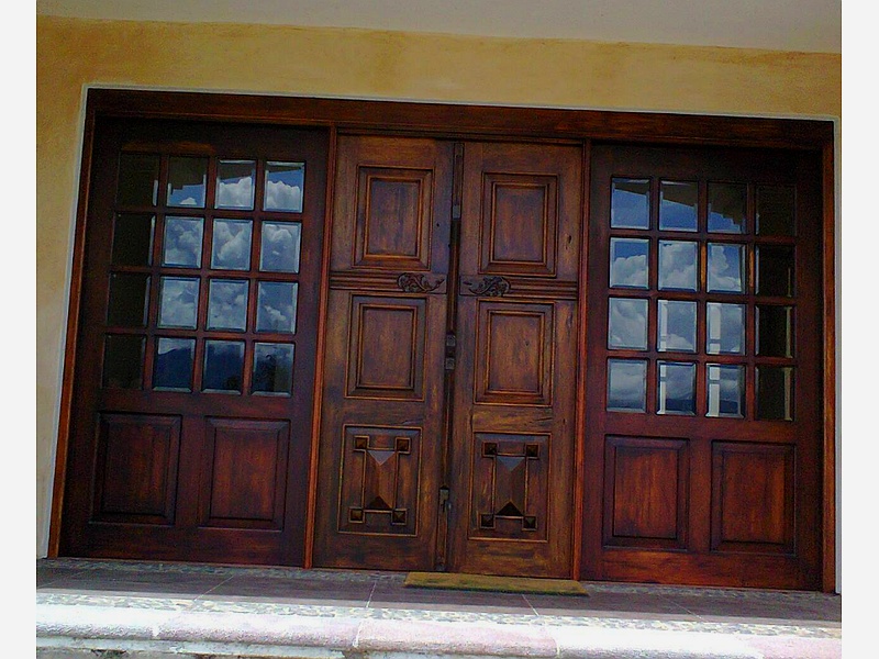 puerta grande cafe madera ecuaor