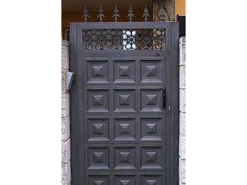 Puerta Metálica