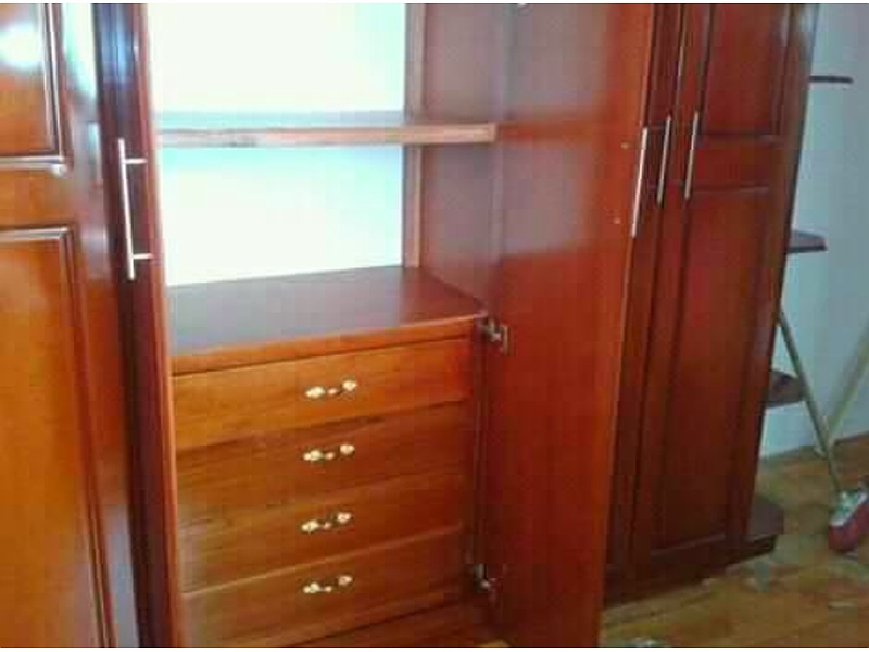 Velador en madera lacada Ecuador