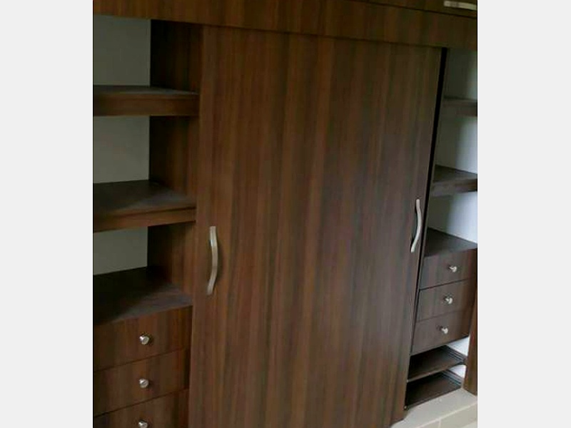 PUERTA MEDIANA ECUADOR