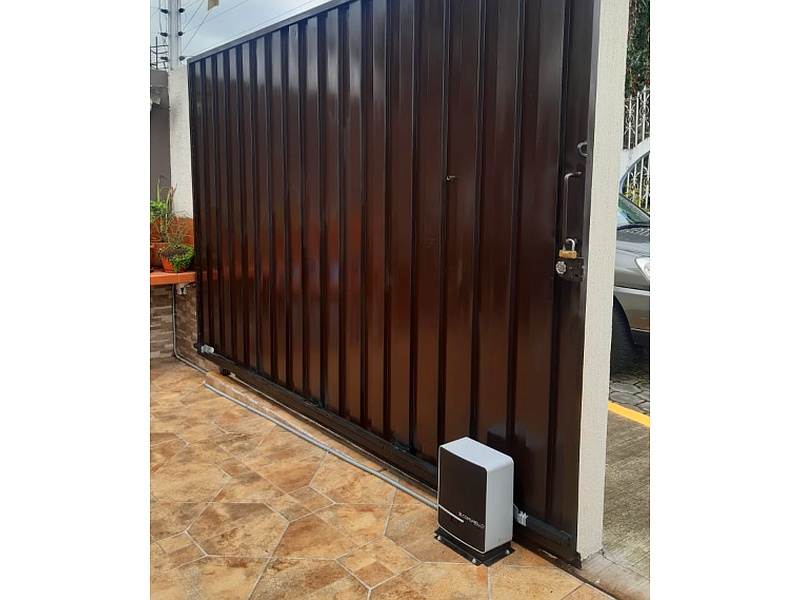 Puerta Garaje PVC Ecuador  