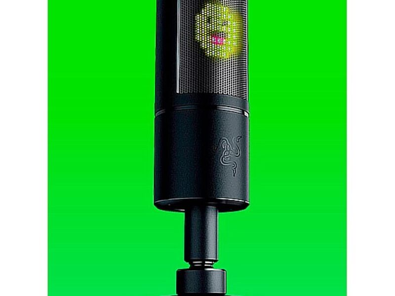Microfono razer seiren emote Quito