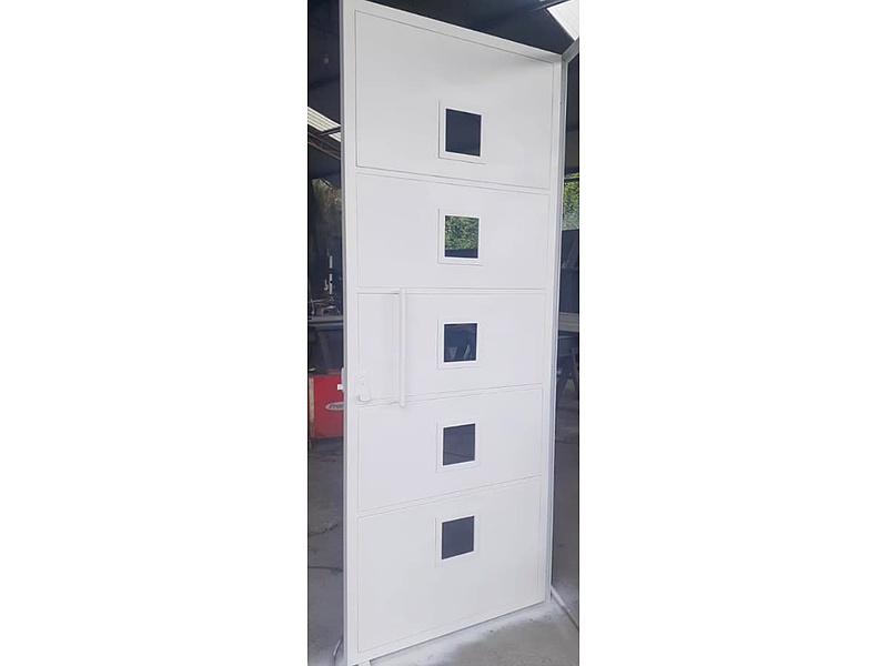 Puerta lujo PVC Ecuador  