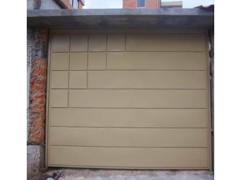 Puerta Garaje Inoxidable Ecuador