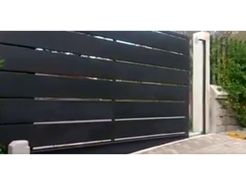 Puerta seguridad Corten Ecuador