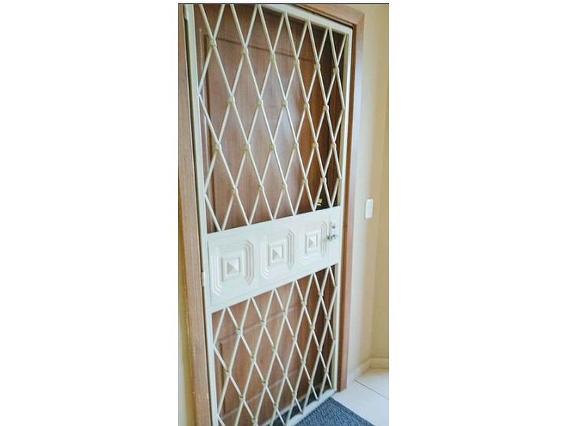 Puerta seguridad Retro Ecuador    