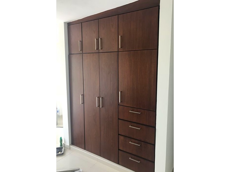 closet caoba brillante Quito