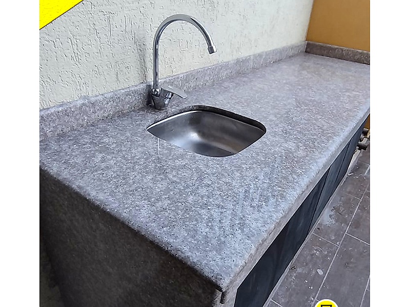 encimera granito Quito