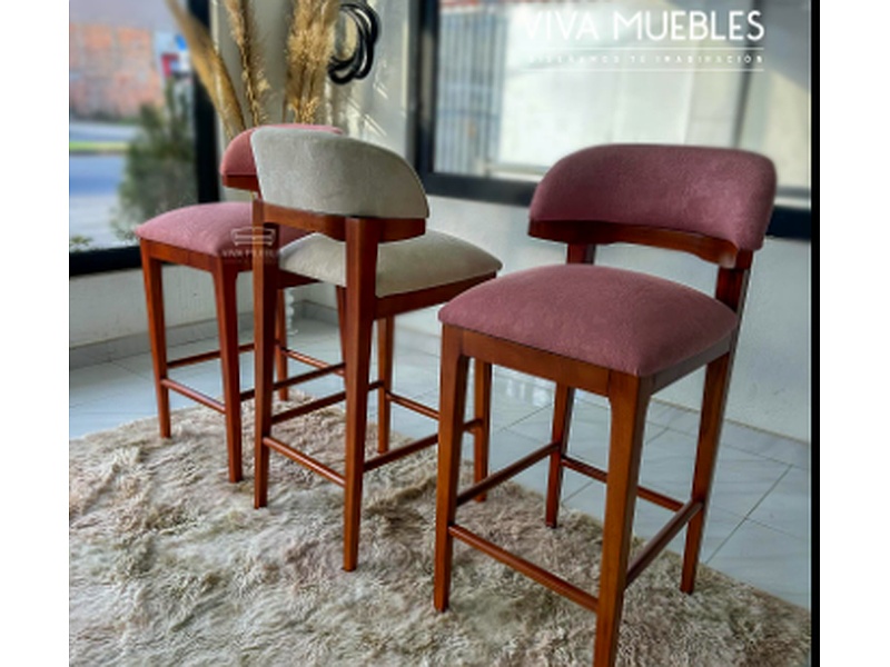 Taburetes de madera Cuenca 