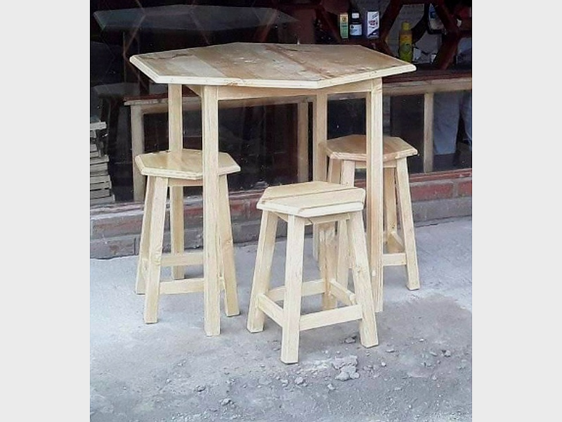 mesa pequeña jardin ecuador