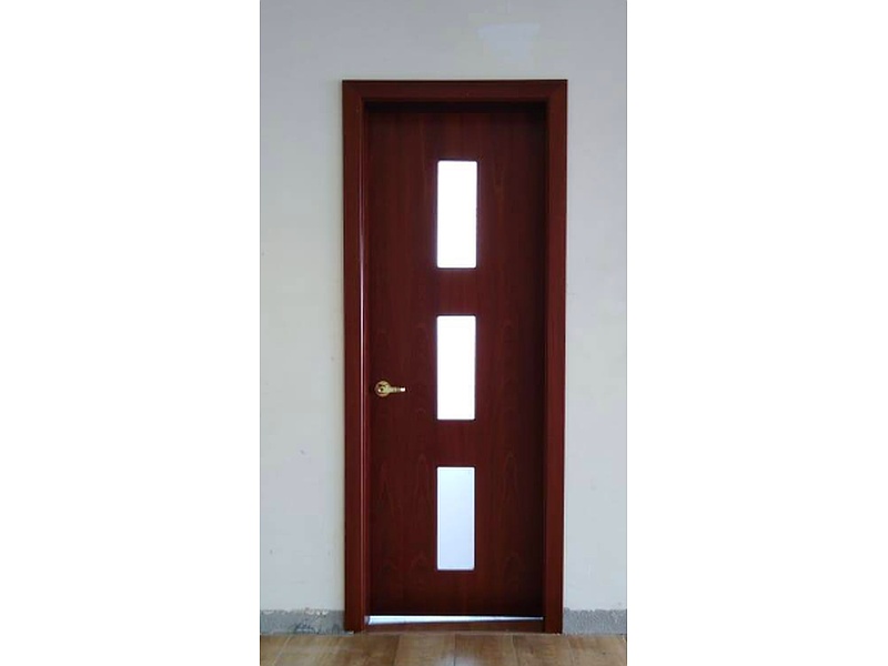 puerta moderna Quito
