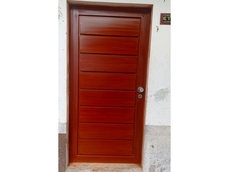 Puerta madera maciza Manta