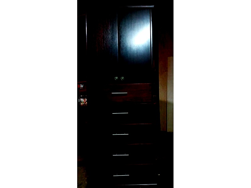 Comoda alta color cafe oscuro Ecuador