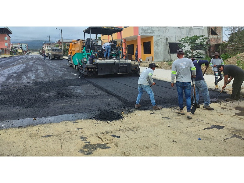 Pavimentación y asfalto Ecuador