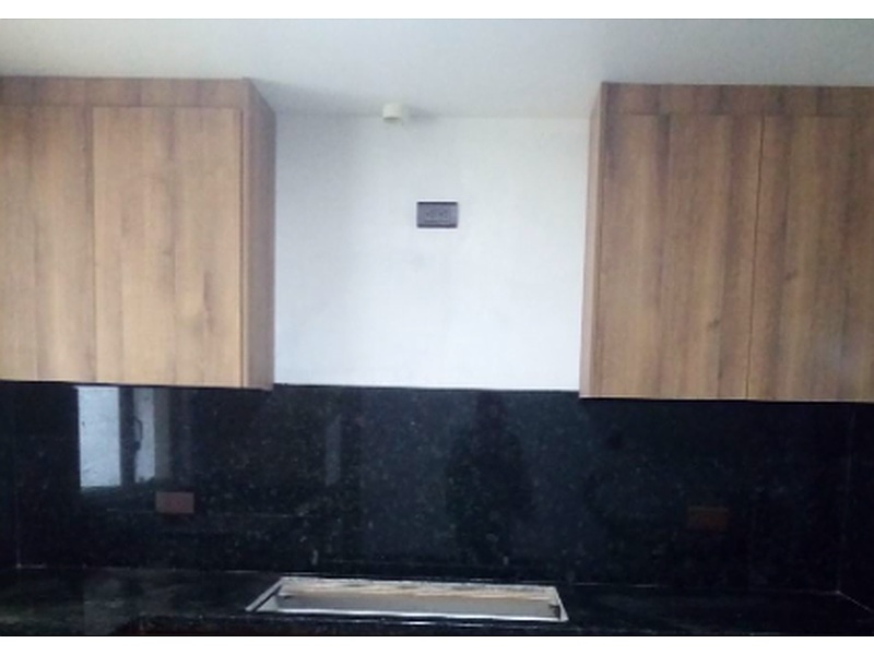 ESTANTERIA EMPOTRADA DE COCINA QUITO