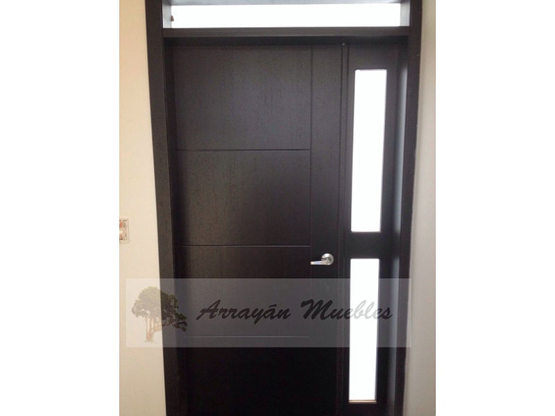 Puerta de Madera Negra Ecuador