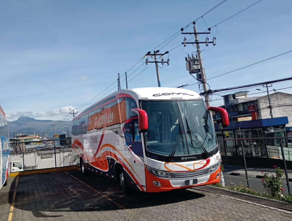 Bus k360 B4X2 Ecuador 