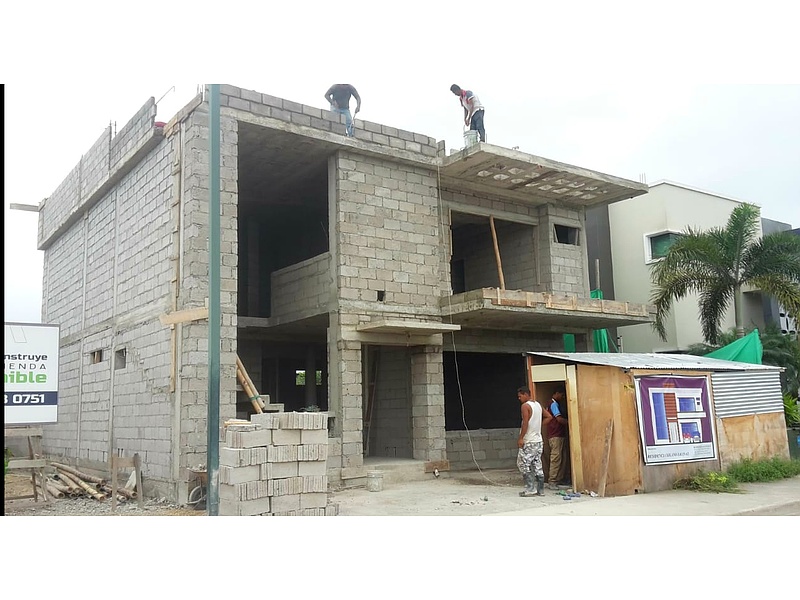 Construcción casa mediterráneo Ecuador
