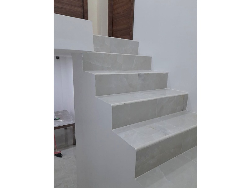 Diseño Escaleras Internas Ecuador