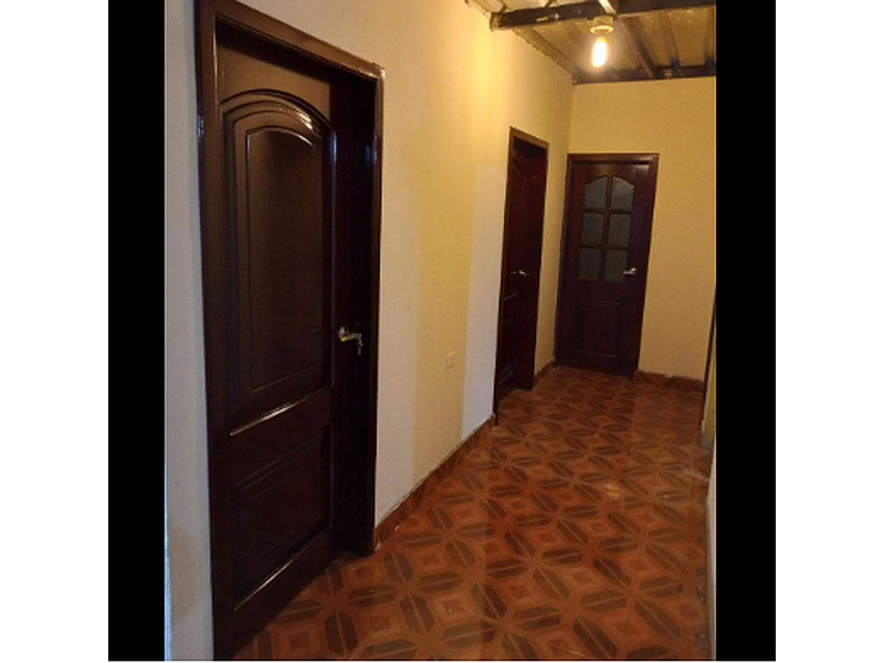 Puertas de madera para dormitorios Ambato 