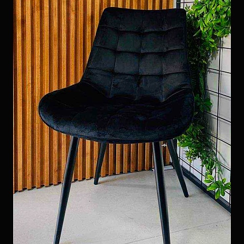 Silla de madera elegante