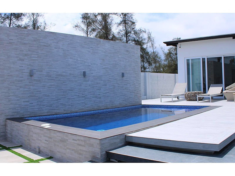 Piscinas lap pool Ecuador